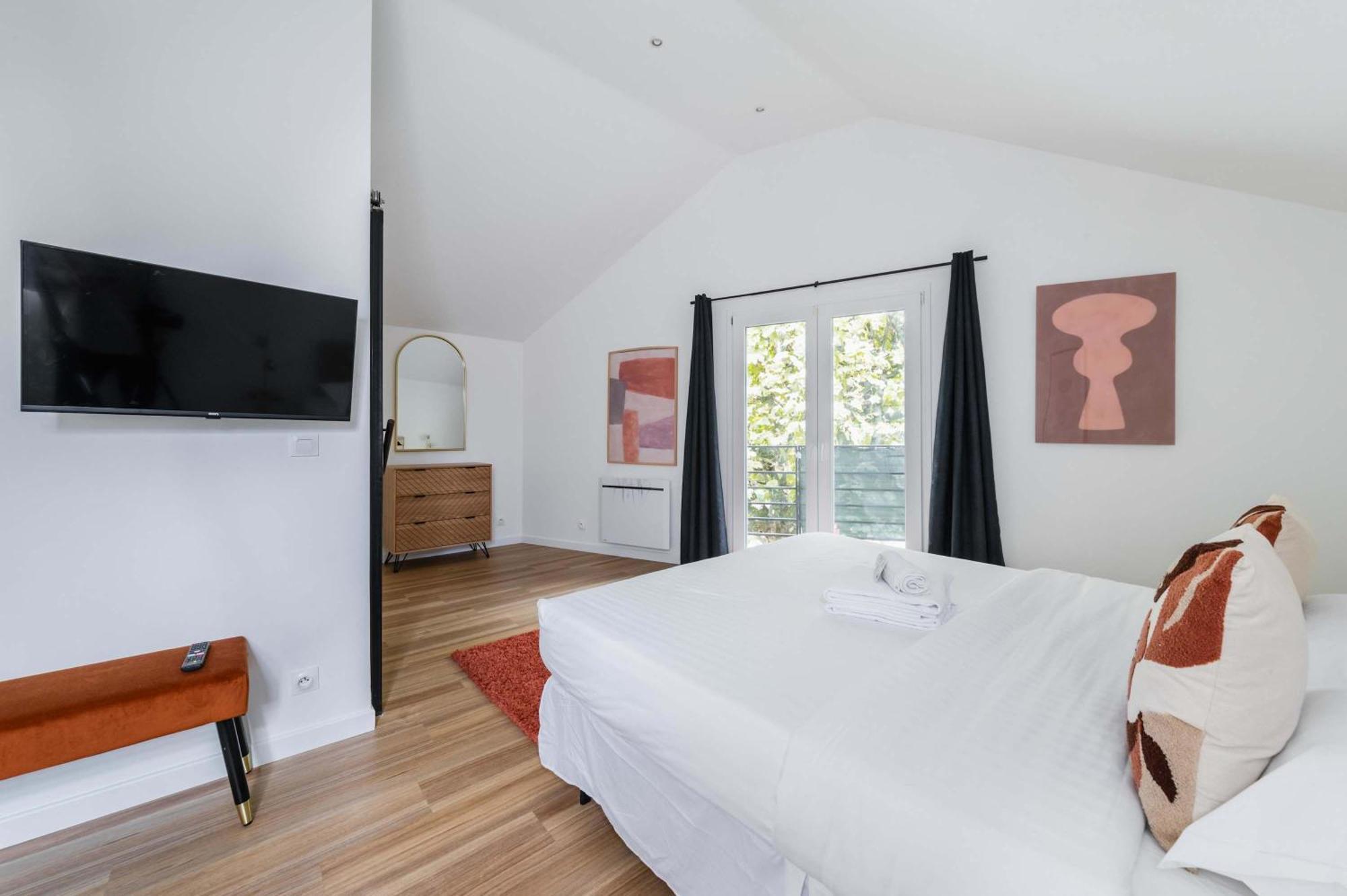 Villa Romainville Paris Pour 8 Personnes - Flat-Guest 外观 照片