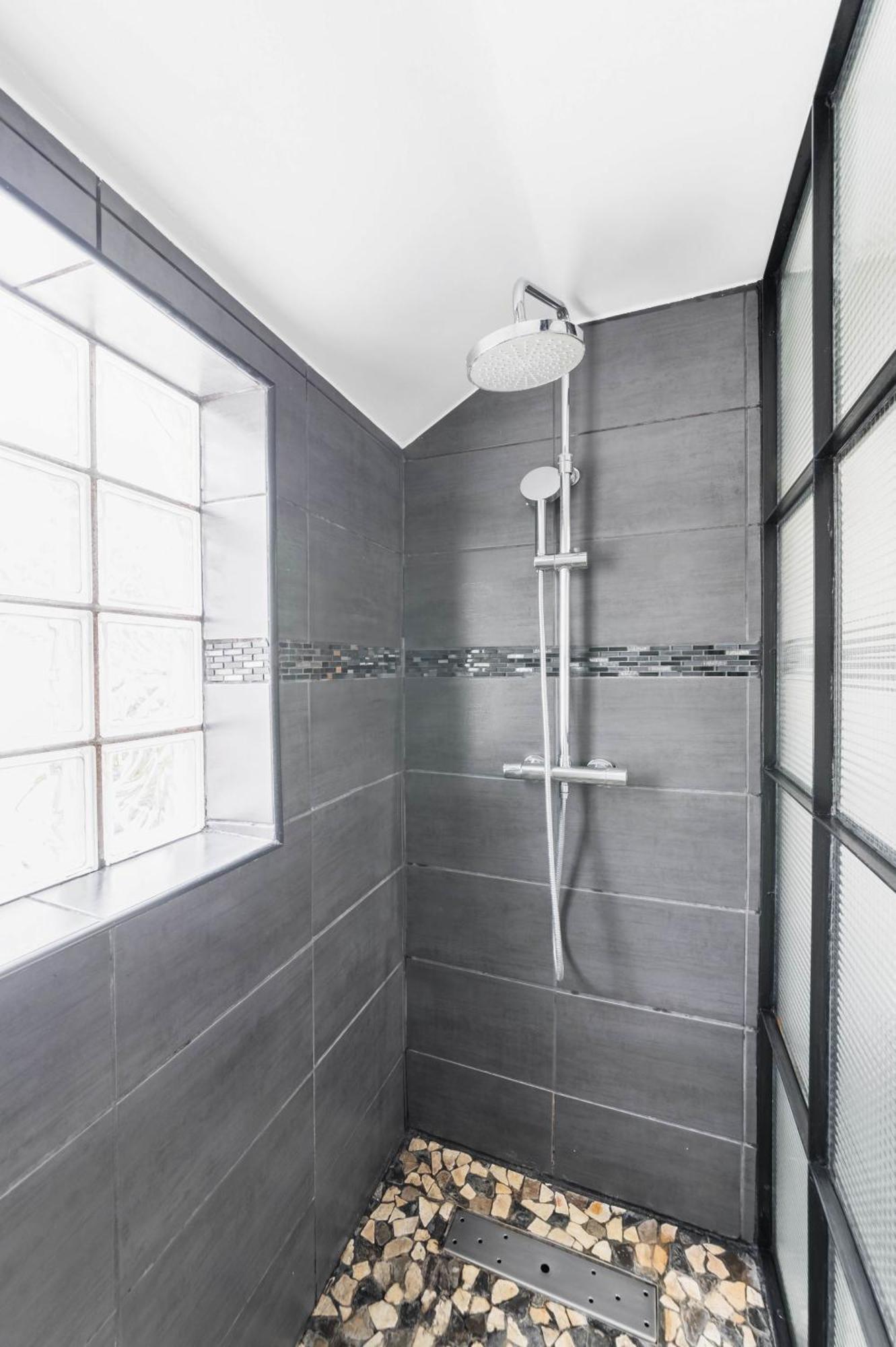 Villa Romainville Paris Pour 8 Personnes - Flat-Guest 外观 照片